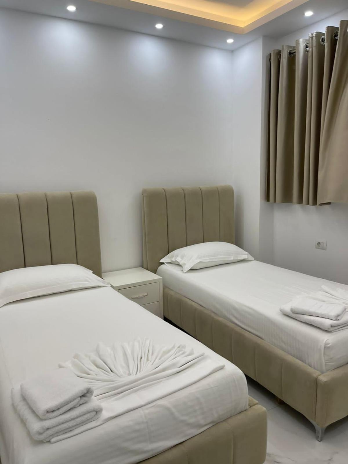 Anna Hotel Ксамил Экстерьер фото
