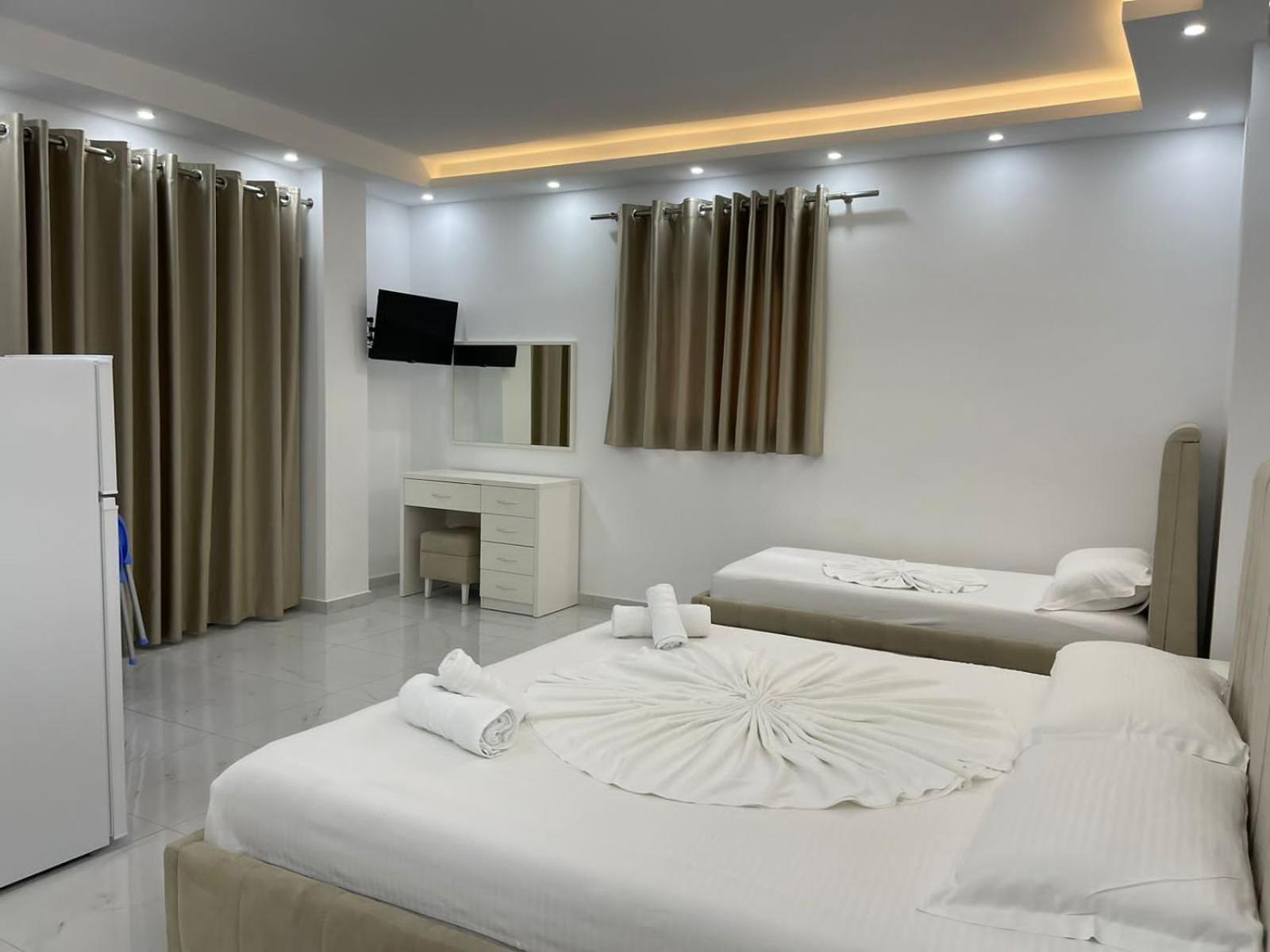Anna Hotel Ксамил Экстерьер фото